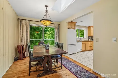 26301 SE 158th Street Issaquah WA 98027