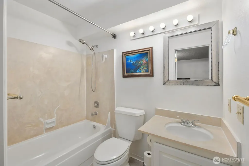 3435 Auburn Way S Auburn WA 98092