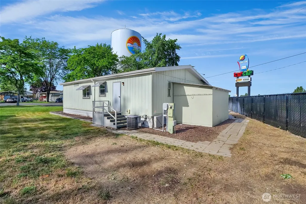 3131 W Wapato Drive Moses Lake WA 98837