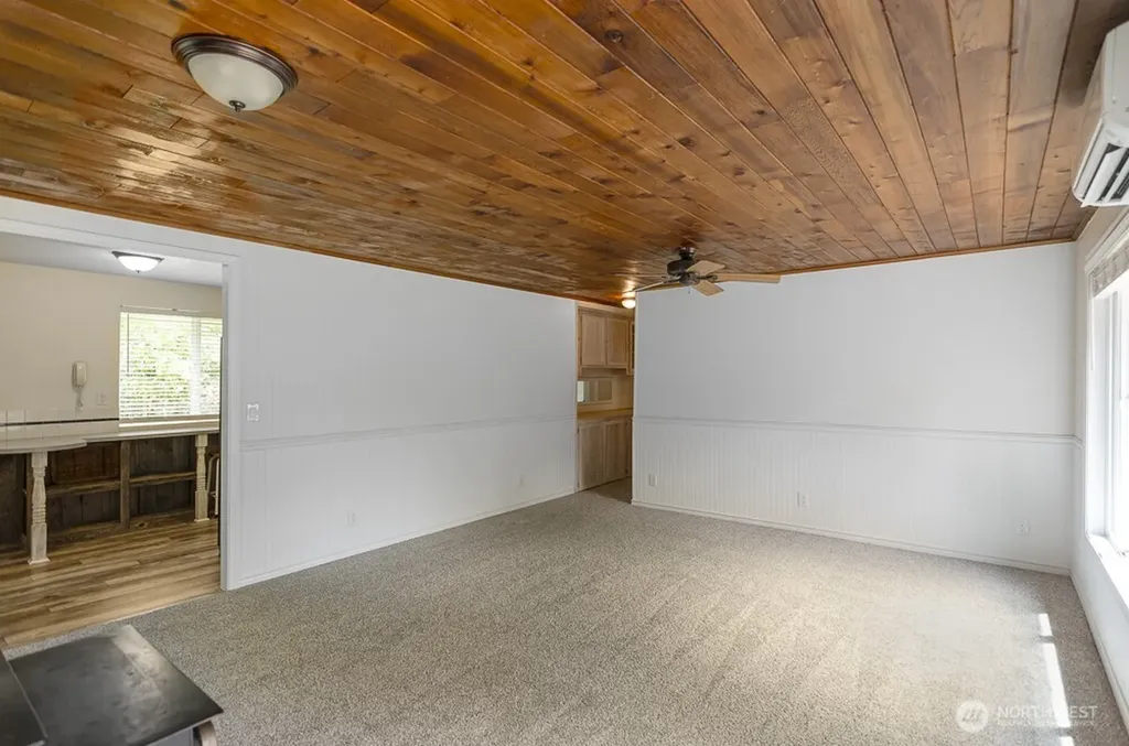 17631 Old Barn Road SE Yelm WA 98597