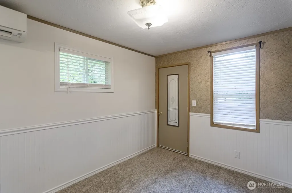 17631 Old Barn Road SE Yelm WA 98597