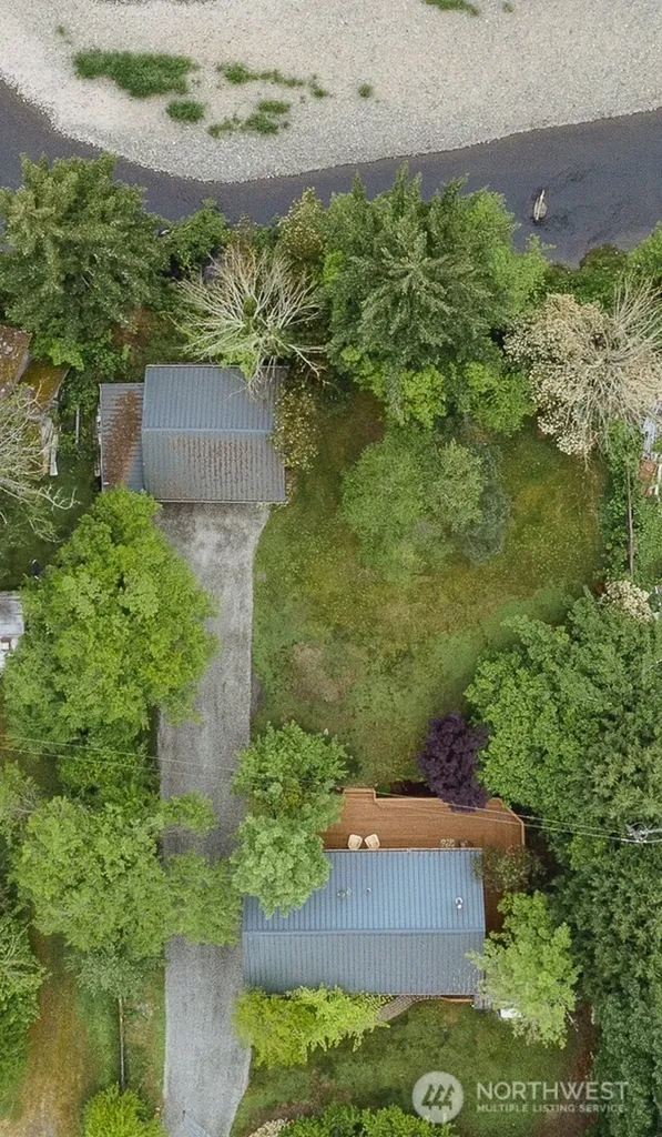 17631 Old Barn Road SE Yelm WA 98597
