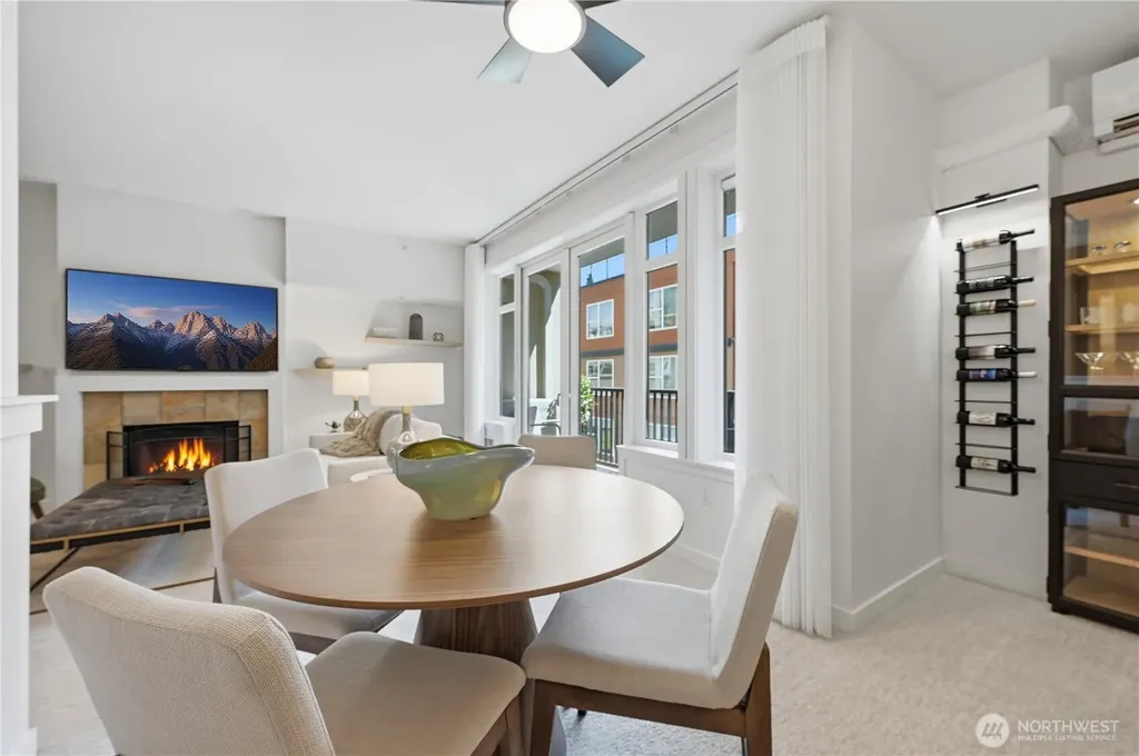 2607 Western Avenue Seattle WA 98121