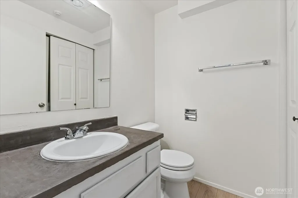 21904 56th Avenue W Mountlake Terrace WA 98043