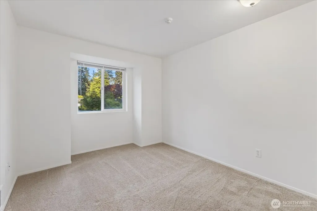 21904 56th Avenue W Mountlake Terrace WA 98043