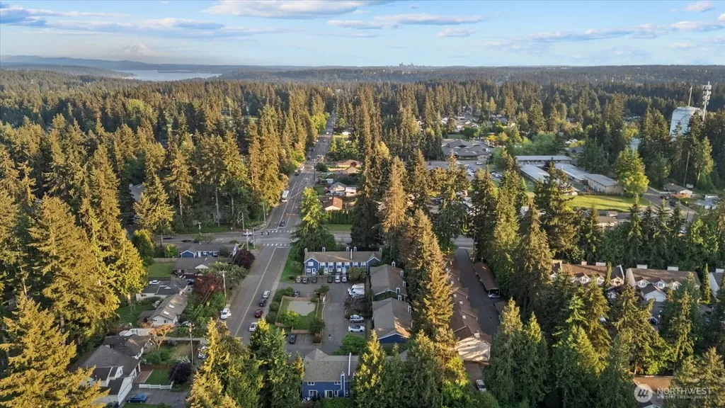 21904 56th Avenue W Mountlake Terrace WA 98043