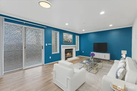 21904 56th Avenue W Mountlake Terrace WA 98043