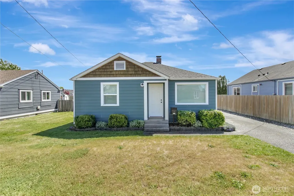 1608 9th Street Marysville WA 98270