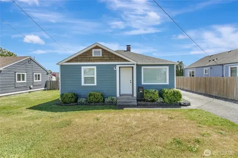 1608 9th Street Marysville WA 98270