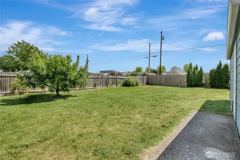 1608 9th Street Marysville WA 98270