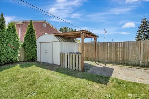 1608 9th Street Marysville WA 98270