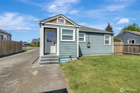 1608 9th Street Marysville WA 98270