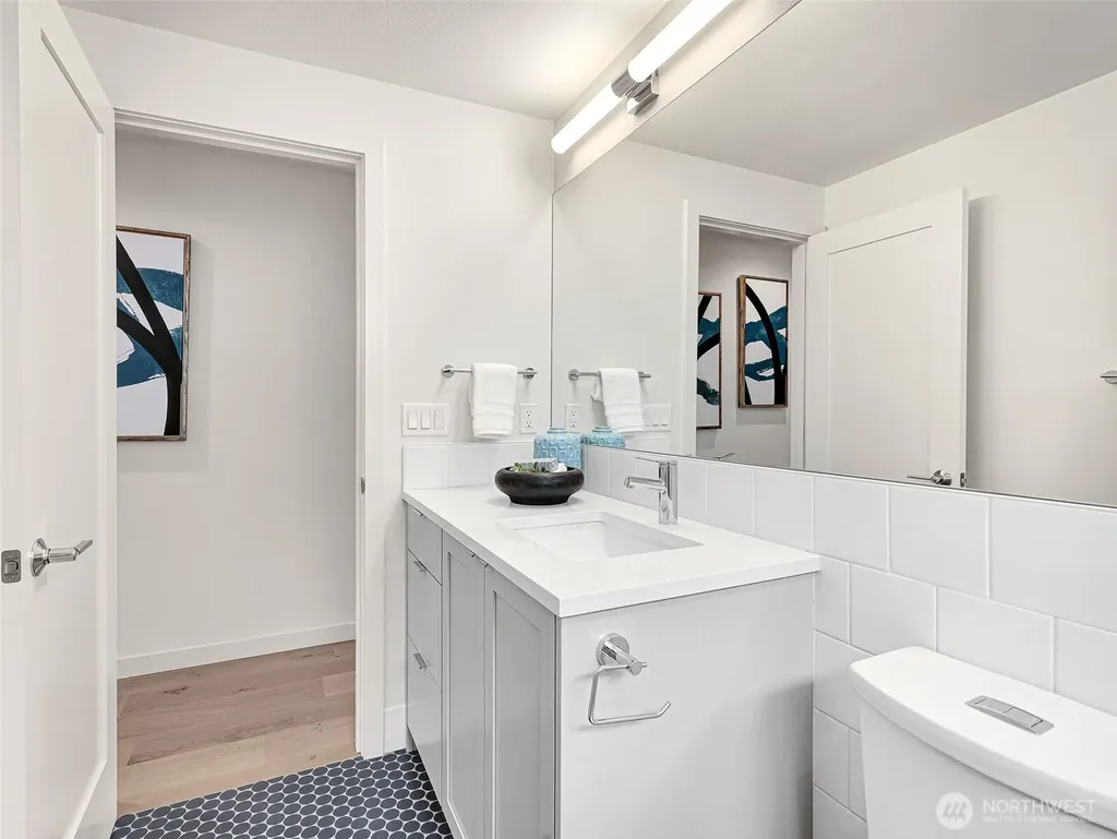 1411 N 48th Street Seattle WA 98103