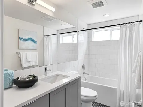 1411 N 48th Street Seattle WA 98103