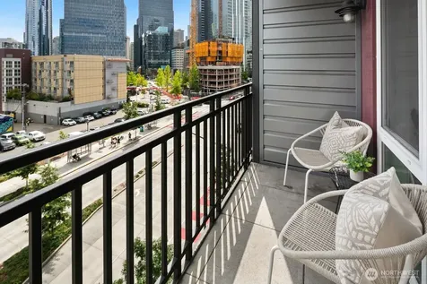 699 John Street Seattle WA 98109
