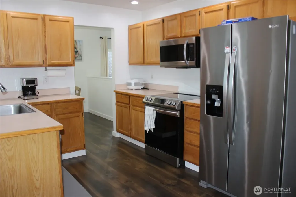 18817 SE 271st Place Covington WA 98042