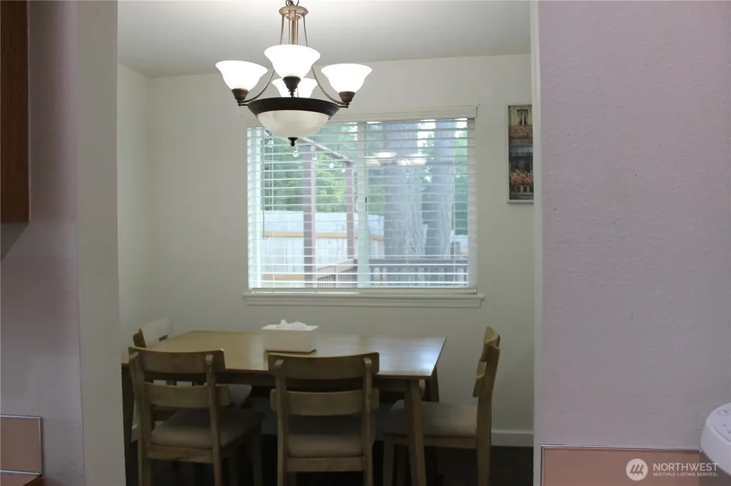 18817 SE 271st Place Covington WA 98042