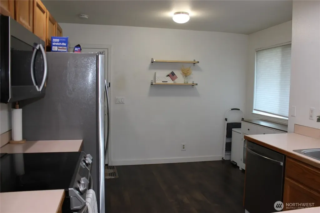 18817 SE 271st Place Covington WA 98042
