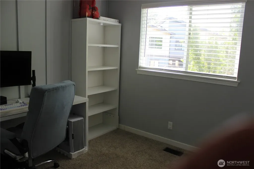 18817 SE 271st Place Covington WA 98042