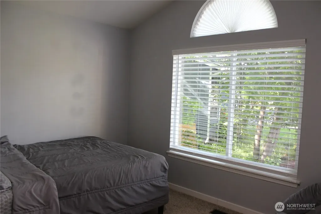 18817 SE 271st Place Covington WA 98042