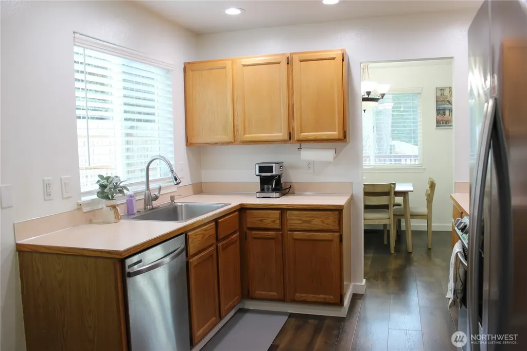 18817 SE 271st Place Covington WA 98042