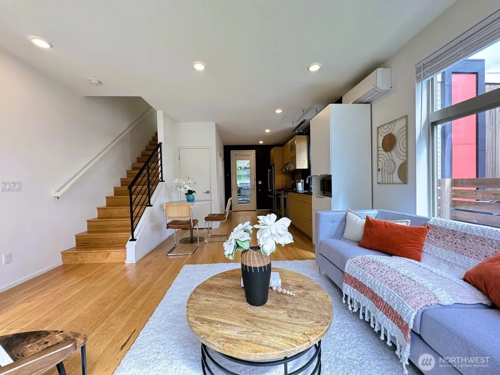 4114 Linden Avenue N Seattle WA 98103
