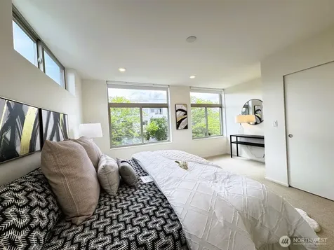 4114 Linden Avenue N Seattle WA 98103