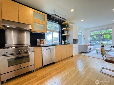 4114 Linden Avenue N Seattle WA 98103