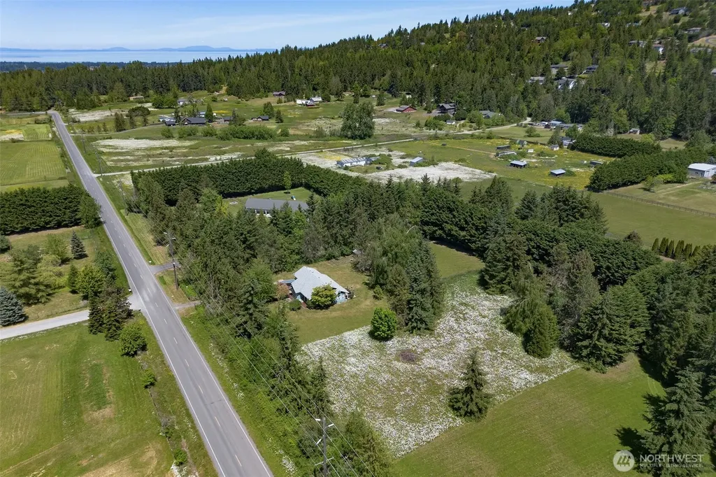 3582 Happy Valley Road Sequim WA 98382
