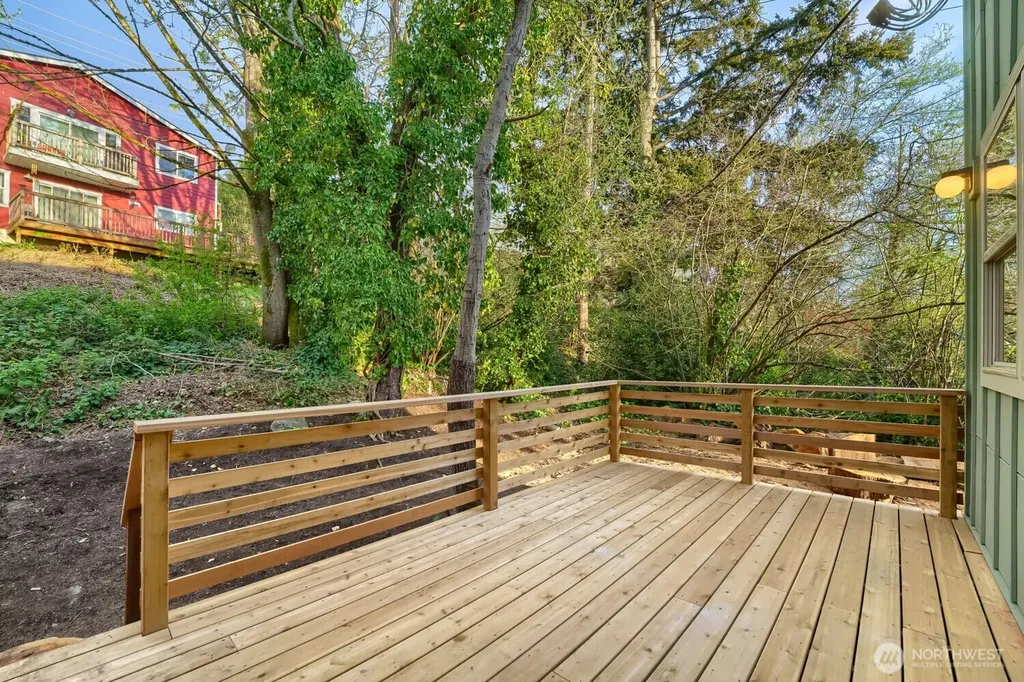 4586 22nd Avenue SW Seattle WA 98106