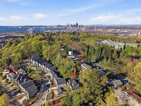 4586 22nd Avenue SW Seattle WA 98106