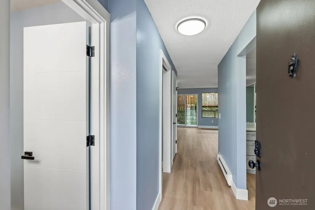 13702 37th Avenue S Tukwila WA 98168