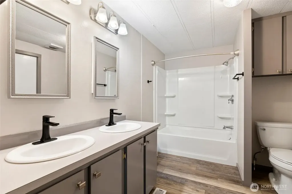2500 Alder Street Milton WA 98354