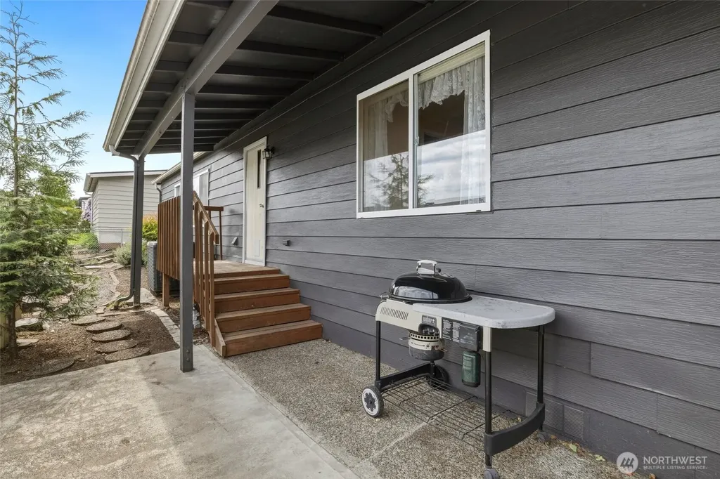 2500 Alder Street Milton WA 98354