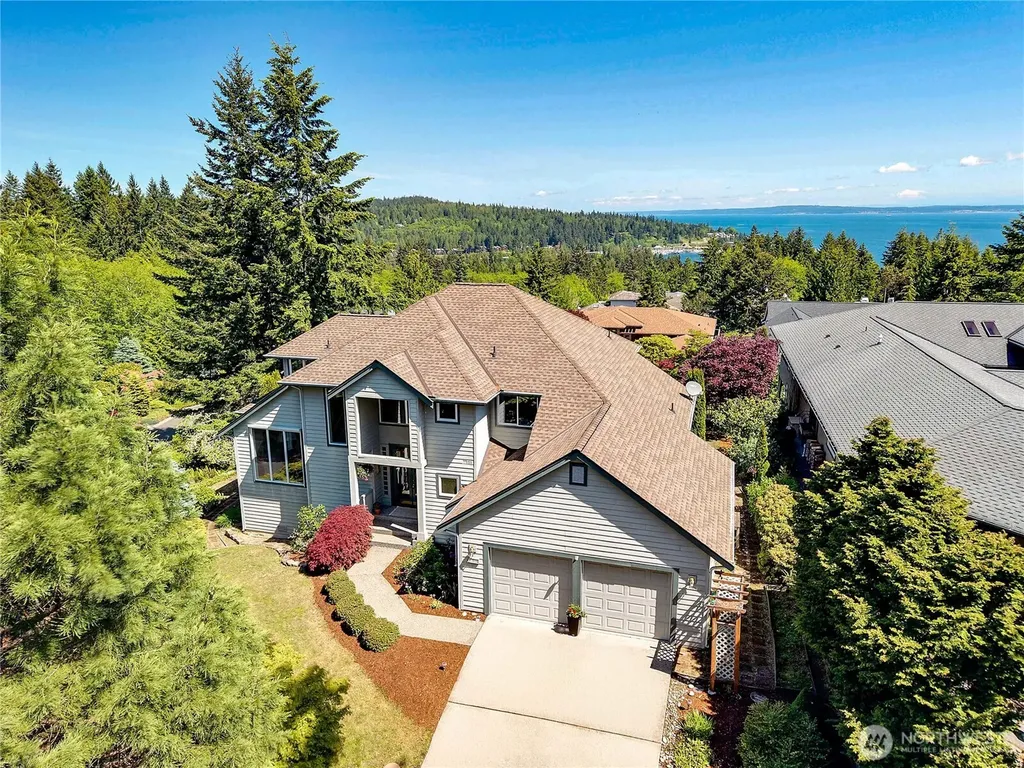 103 Deer Hollow Circle Port Ludlow WA 98365