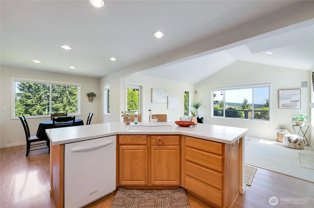 103 Deer Hollow Circle Port Ludlow WA 98365