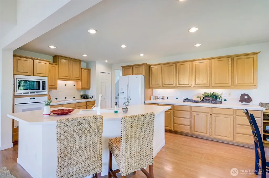 103 Deer Hollow Circle Port Ludlow WA 98365