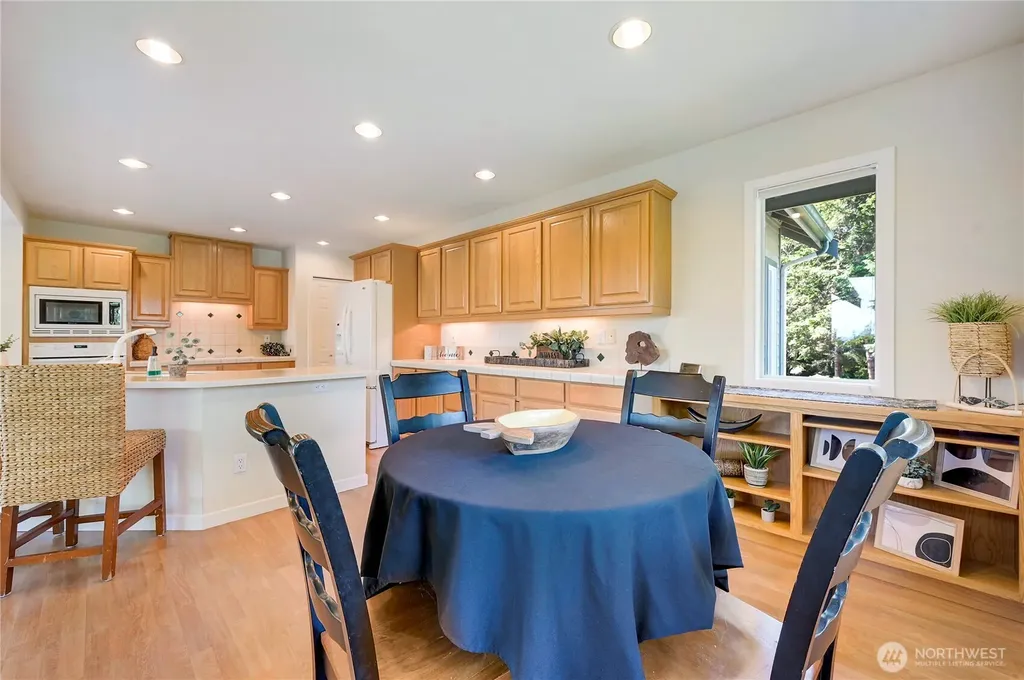 103 Deer Hollow Circle Port Ludlow WA 98365