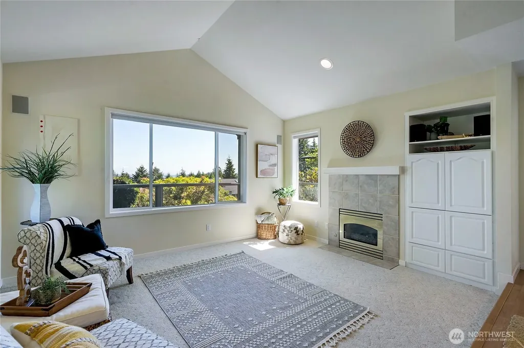 103 Deer Hollow Circle Port Ludlow WA 98365