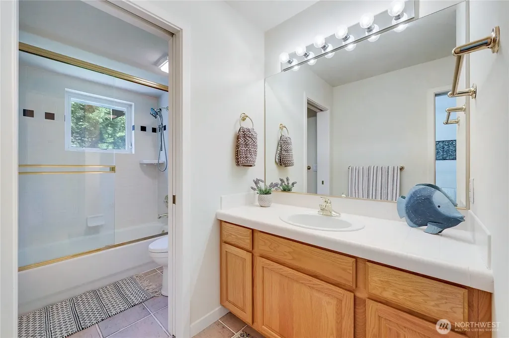103 Deer Hollow Circle Port Ludlow WA 98365