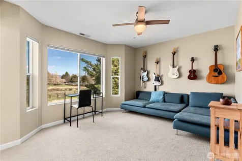 302 W Illinois Avenue Ellensburg WA 98926