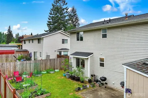 7511 59th Drive NE Marysville WA 98270