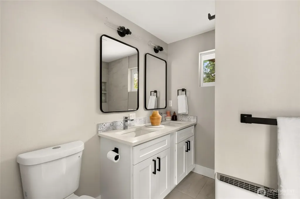 1402 N 136th Street Seattle WA 98133