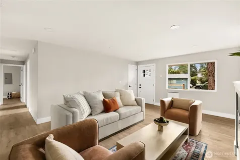 1402 N 136th Street Seattle WA 98133