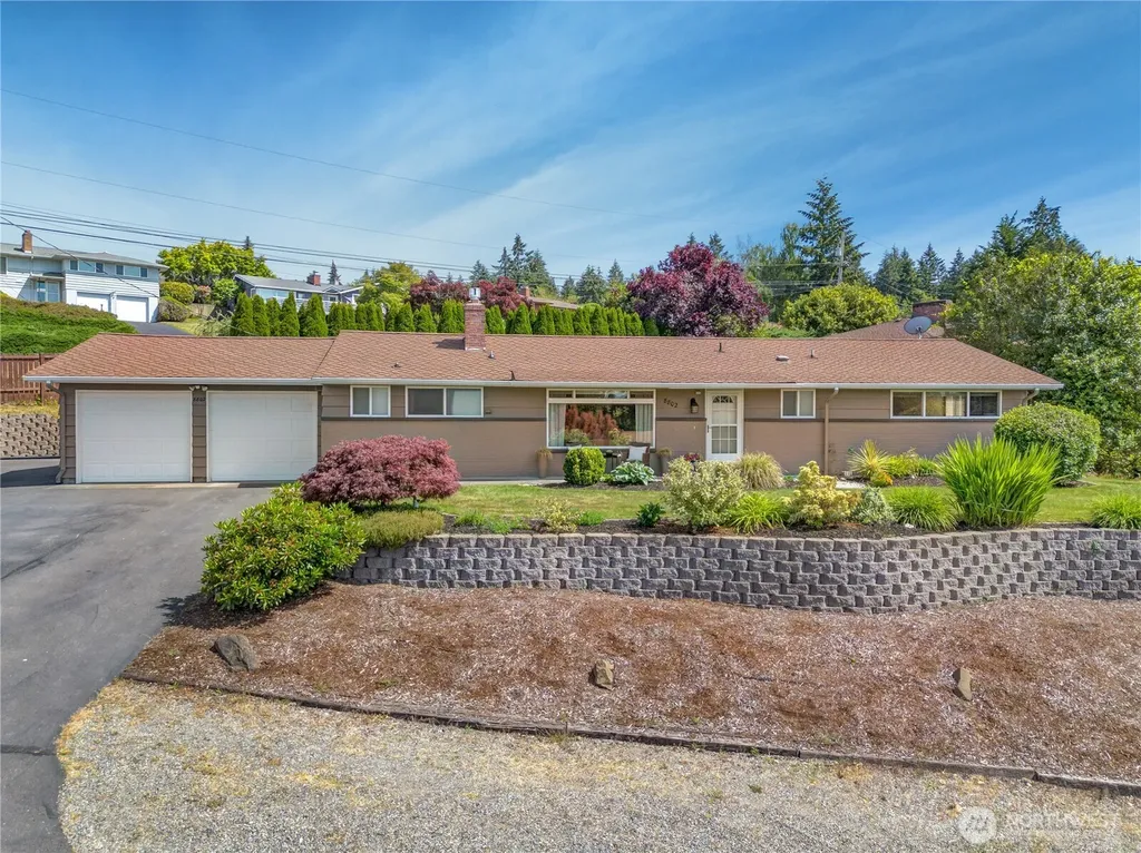 8802 41st Street W University Place WA 98466