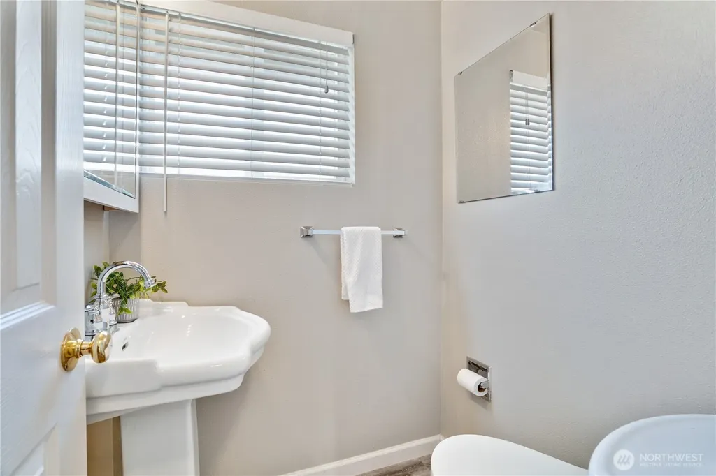 8802 41st Street W University Place WA 98466