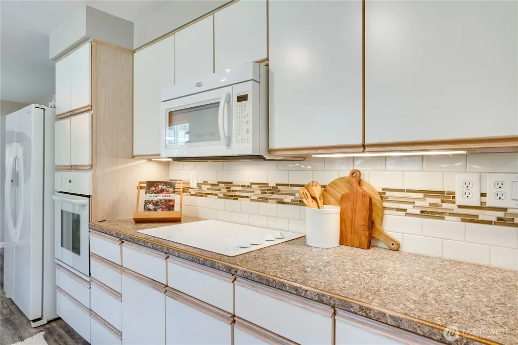8802 41st Street W University Place WA 98466