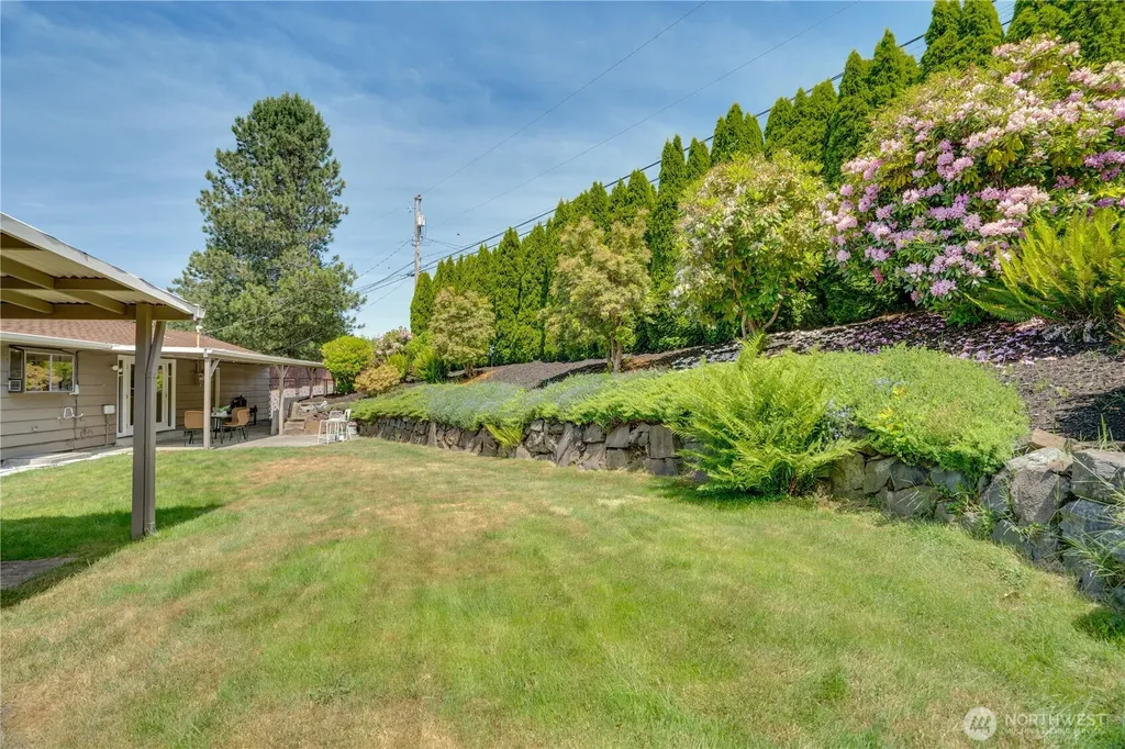 8802 41st Street W University Place WA 98466