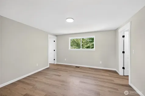 15015 111th Avenue Ct E Puyallup WA 98374