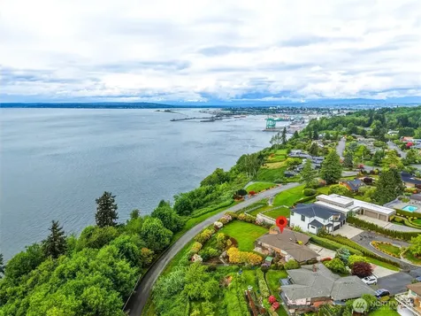 531 View Ridge Drive Everett WA 98203
